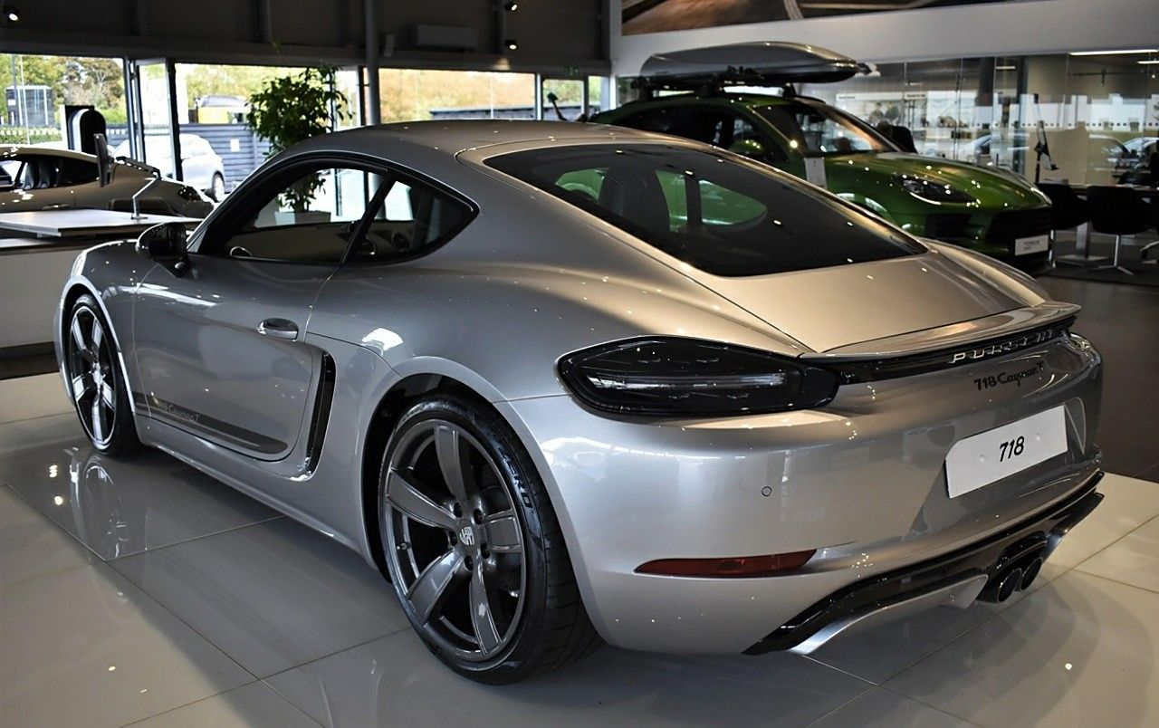 保时捷718 cayman t