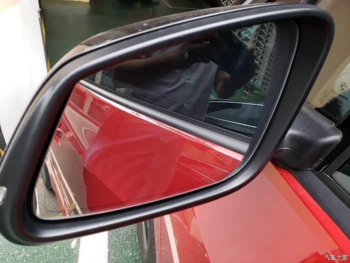 如何装饰车好看 500_ChsEmV9QWWKAYg6WAH0EEP5FvmM494.jpg