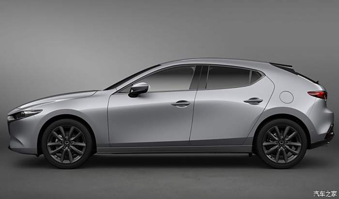 交作业allnewmazda32020次世代马自达3海外两厢版来了申精