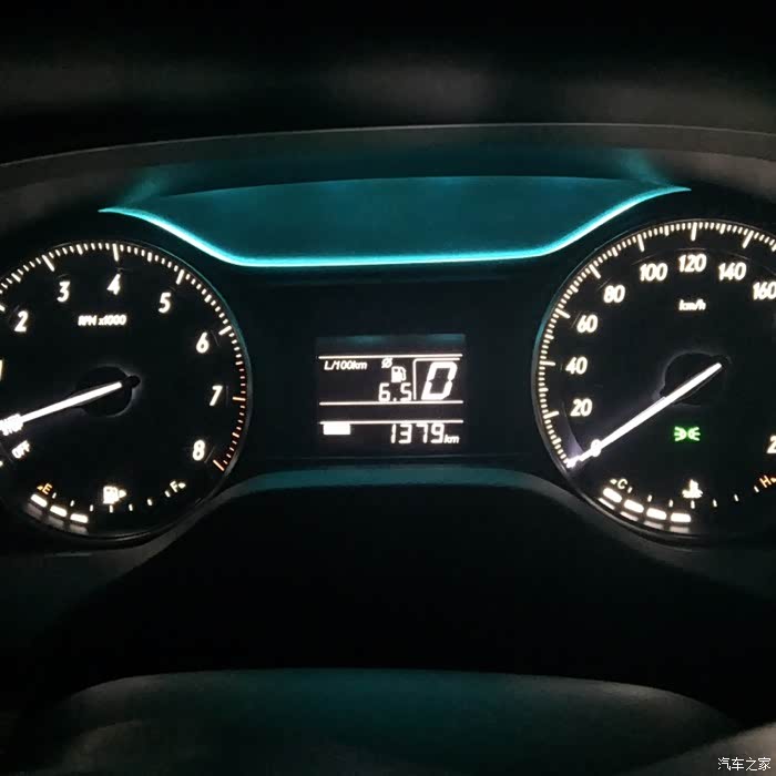 【图】求解,显示屏颜色和别人不一样。