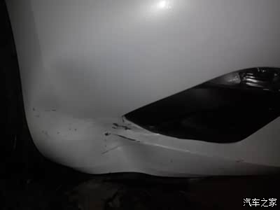 谁有昂克赛拉舒适版转向灯那个没雾灯的雾灯框
