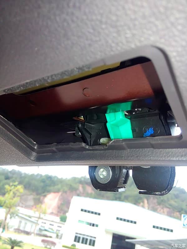 【图】闲着没事,对后备箱应急开关做个小小的