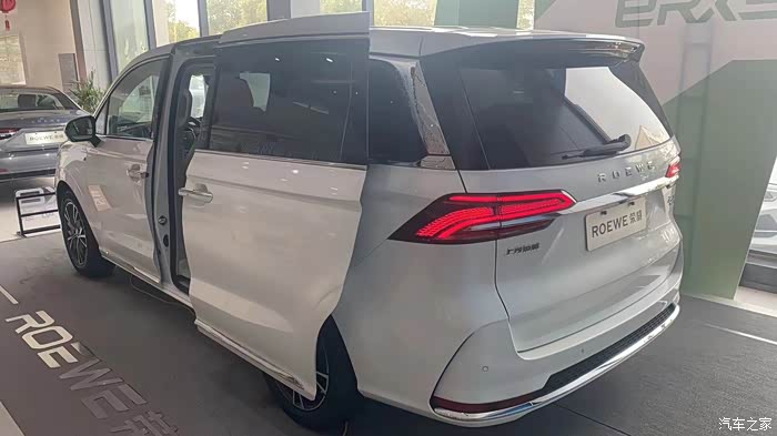 背刺是什么车 500_ChxktmQYf9qADl-pAAcOXt-0WPQ538.jpg