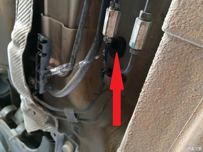 【图】空调冷凝水排除位置在什么地方_标致4