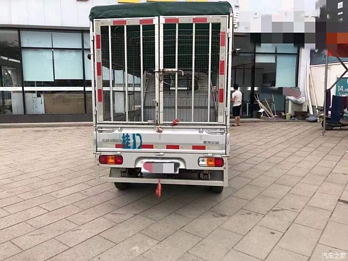 非常具有实用性的五菱神车