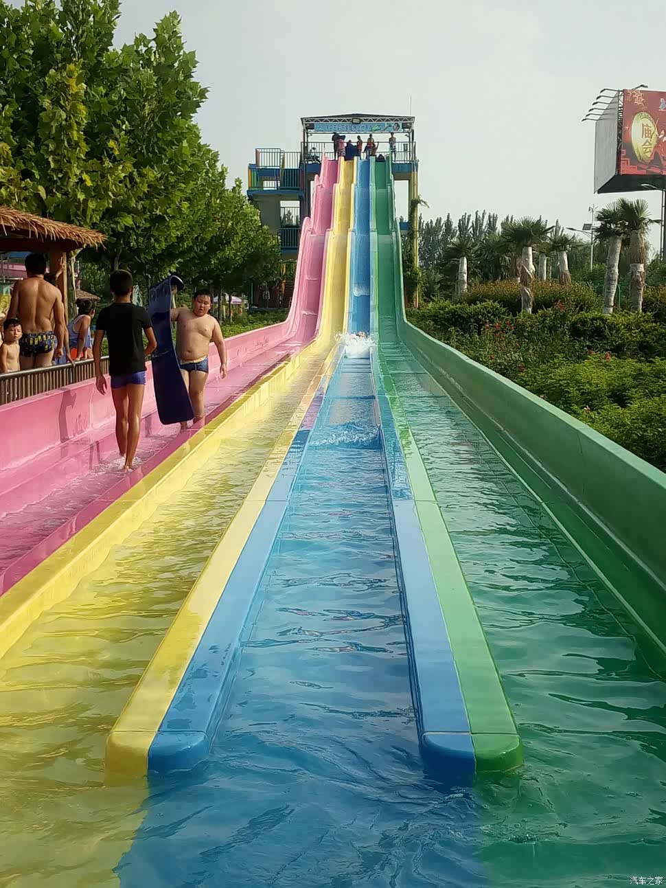 山东济宁五彩万象城