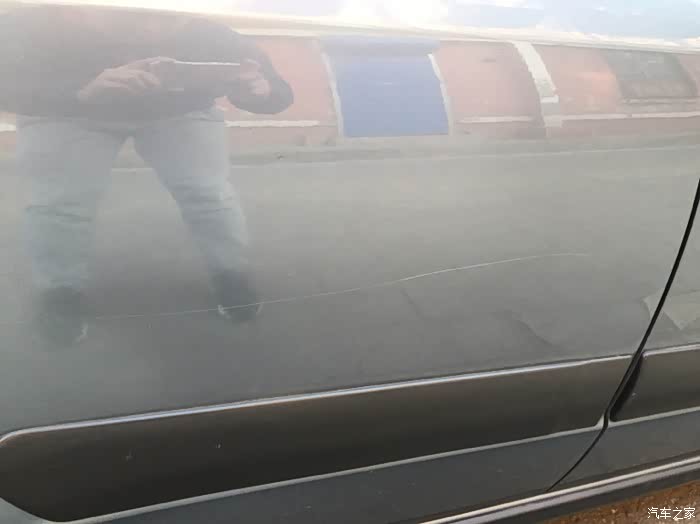 【图】车子才修好2个月,今天停马路边停车位,