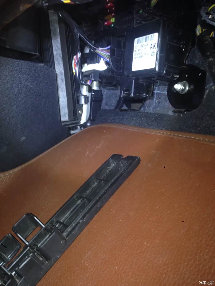 【图】福睿斯空调滤芯拆装