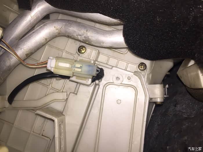 这两根铝管差一点烫出泡,各位大神有被烫到过