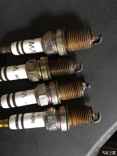 九万公里第一次换火花塞。_奥迪A4L论坛
