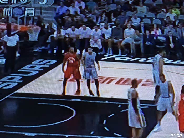 【图】为什么马刺主场场地有中文广告?_上海