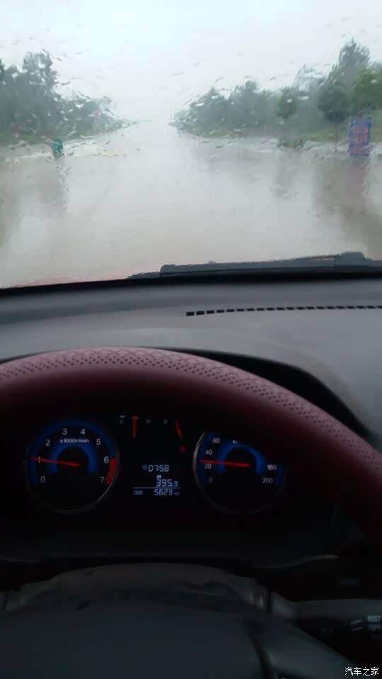 【图】这是什么车,应该不是帕萨特吧