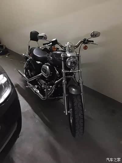 哈雷,提车不到一周一百个后悔。