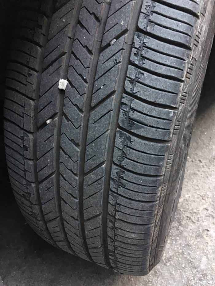 鸡 泥 轮胎 煤炭 猜一成语_轮胎图片卡通