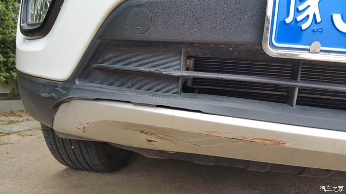 【图】撞到消防栓上,保险杠下的大包围多少钱