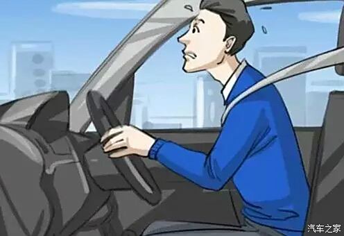 根据惯性的原理,汽车急刹车时,驾驶员的身体都会自然的往前冲,待停&