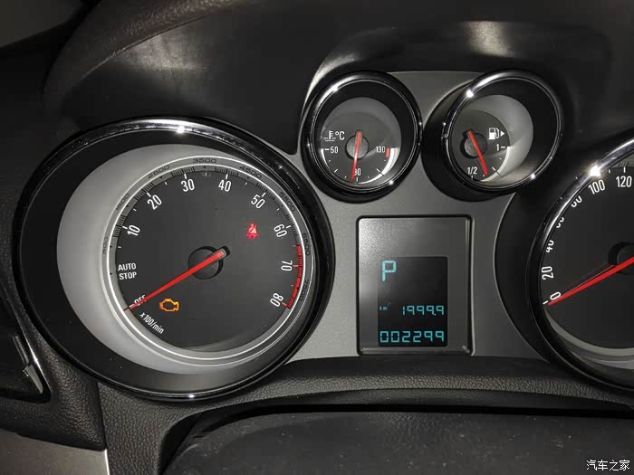 【图】大神们帮我看看这个1999.9是什么意思