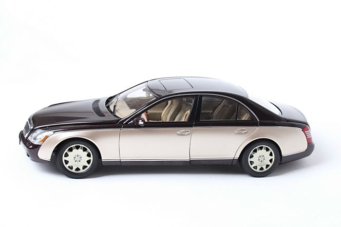 【模型收藏第20弹】1:18 autoart 迈巴赫57 maybach 57