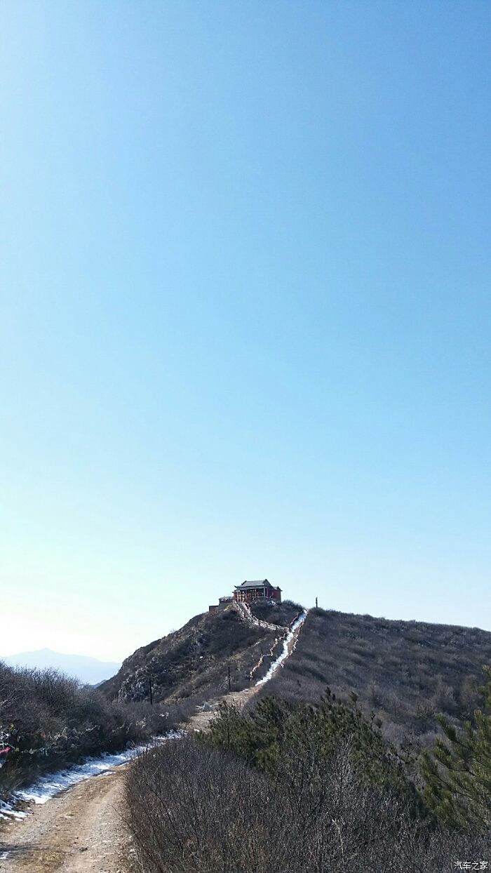 周日骑行邻县娄烦县的周洪山,植物园.