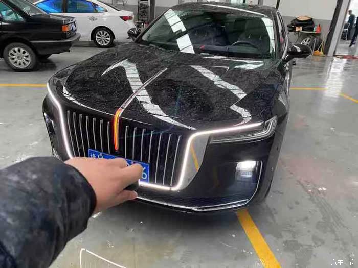 2020款红旗h9