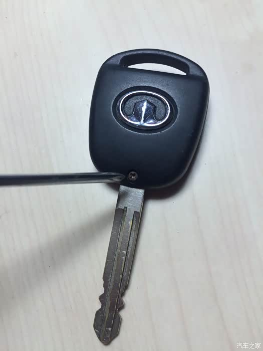 【图】自己独立更换钥匙电池_长城M4论坛