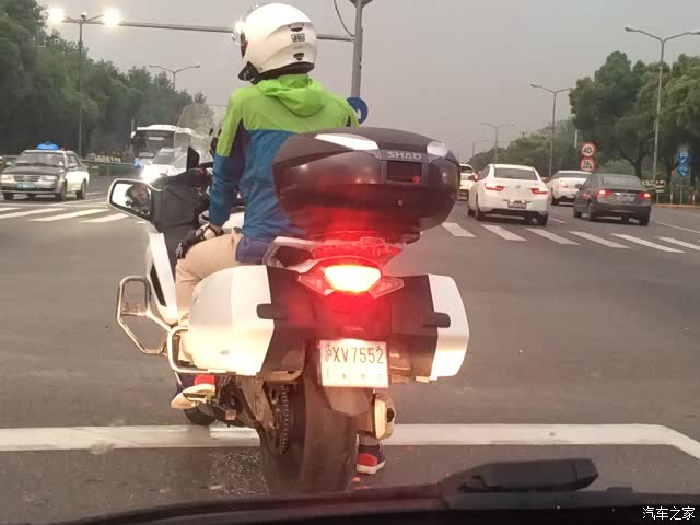 【图】摩托车也有临牌吗?