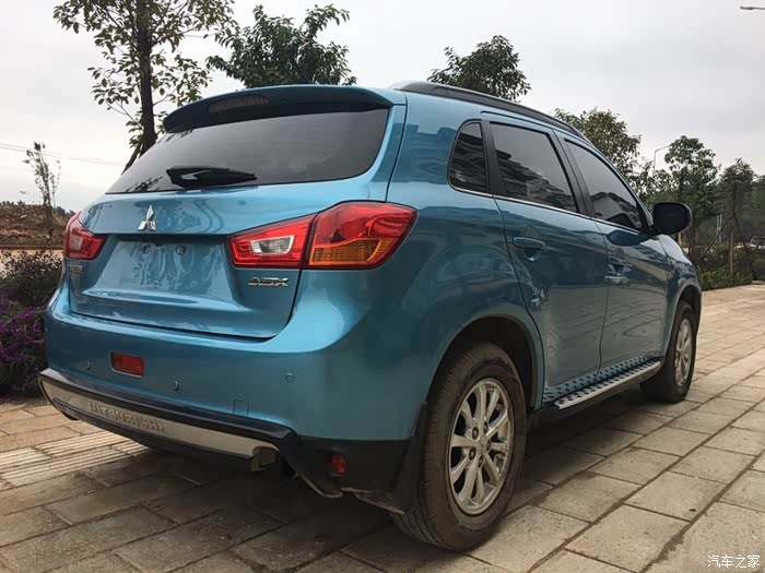 如何挑选一个好的二手车 500_wKgH4lg-xRWAOgipAAKsR-EomvA516.jpg