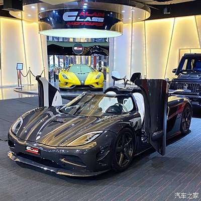 柯尼塞格agera r 裸碳车身,满满的碳纤维