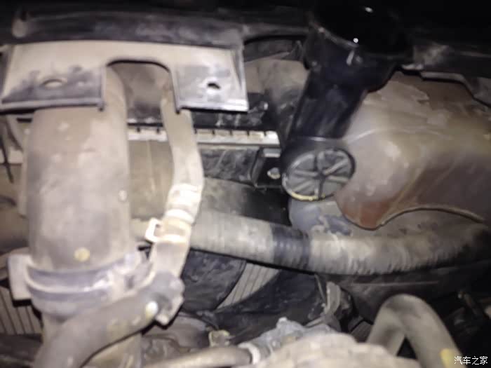 【图】马六水箱上盖渗水可以跑高速吗,帮忙看