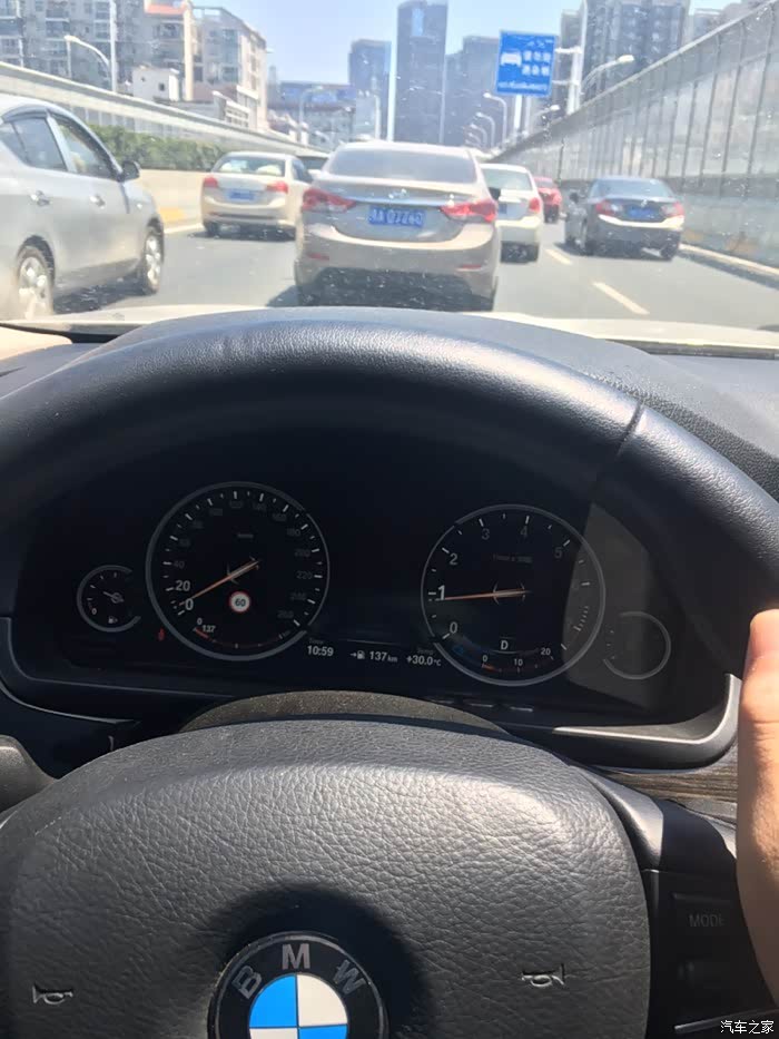 【图】开着我的马儿去接宁外一只马_卡宴论坛