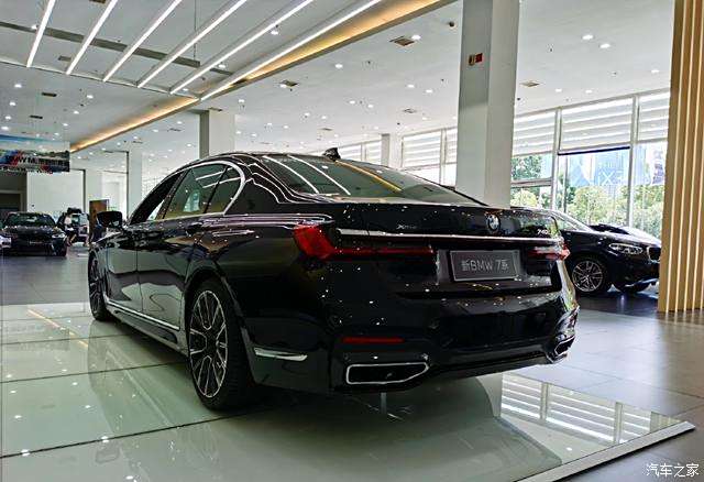 沉稳大气的运动气势 商务范很足 宝马740li xdrive