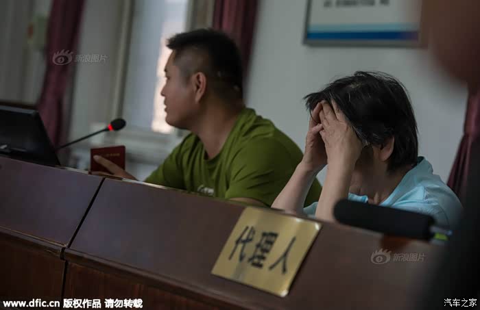 【图】从小<em>父母离婚</em>,<em>子女</em>对未抚养自己的父亲