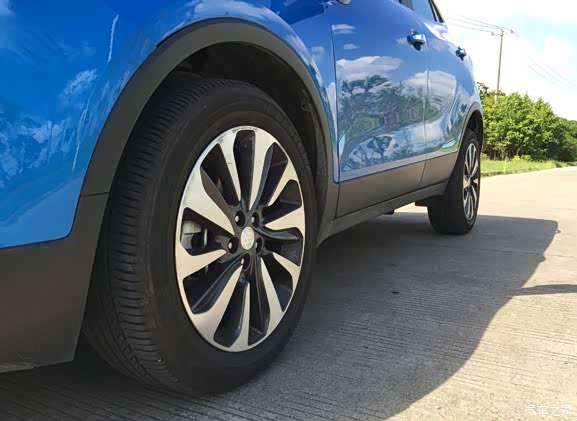 【图】心中一句话不认输 试驾别克新昂科拉18