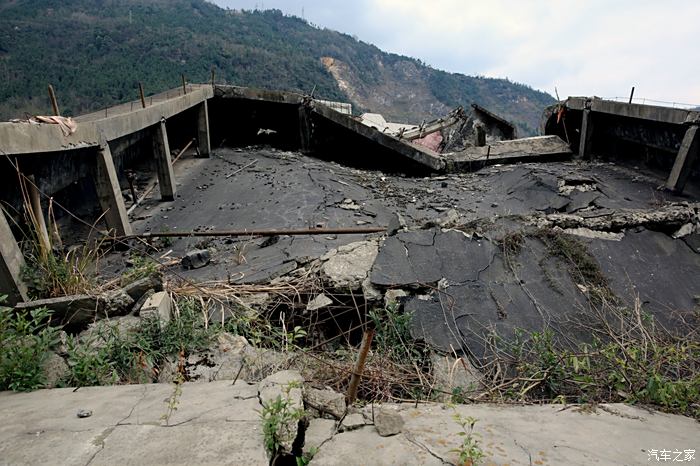 北川婚纱_北川地震遗址