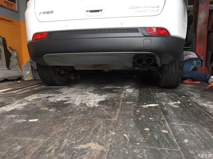 父亲节为老爸爱车更换机油,球迷一家选用壳牌