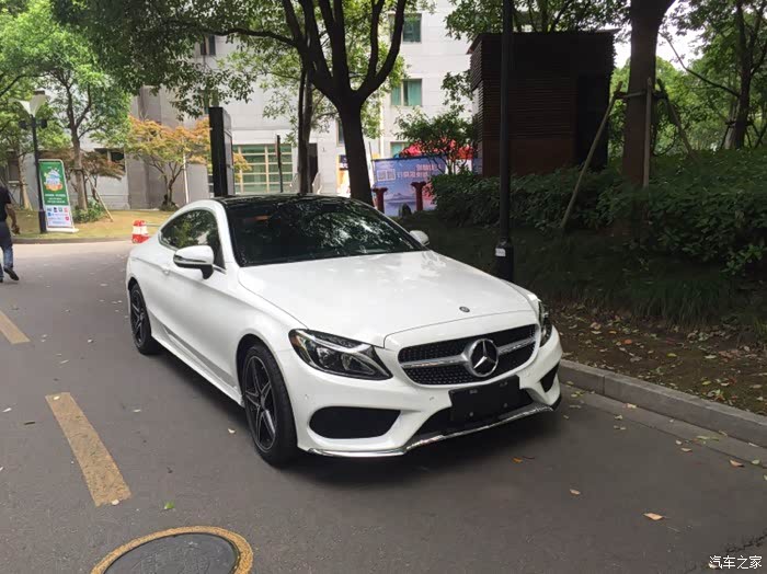 【图】迟到的儿童节礼物 c200 coupe 白外棕内