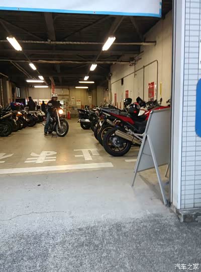 人在东京,有没有必要买个shoei头盔?