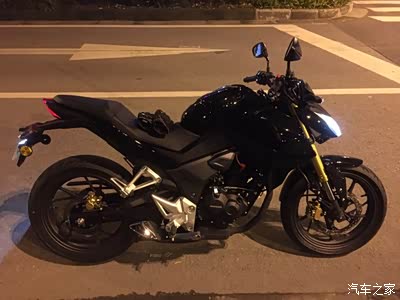 CBF190R还是很帅的,冬天也要跑起来。