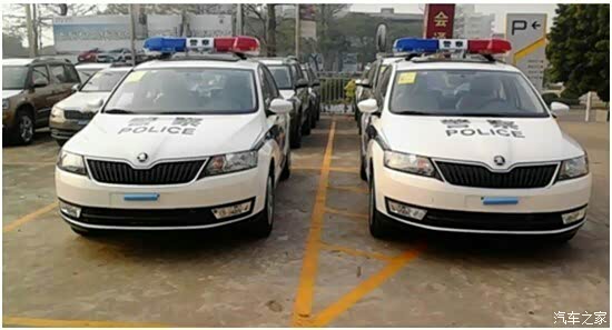 斯柯达昕锐 警车 教练车 太帅了