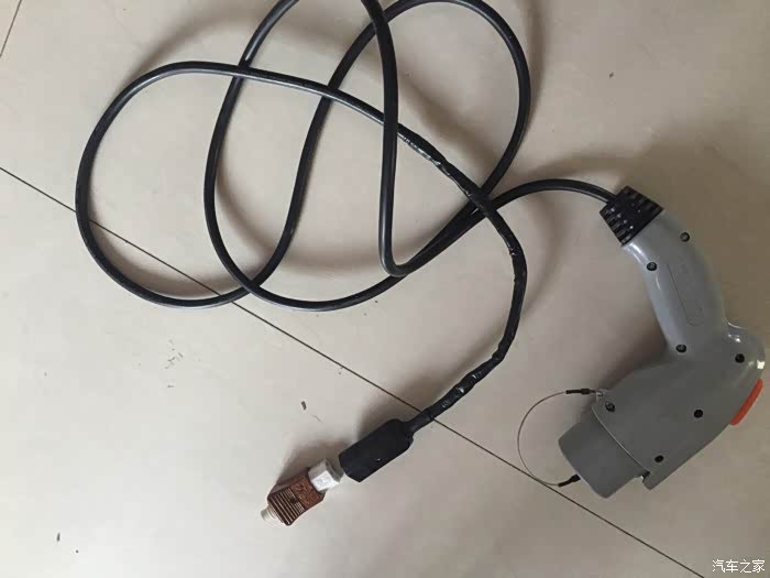 人只要肯动脑就没有办不成的事情_高层飞线提