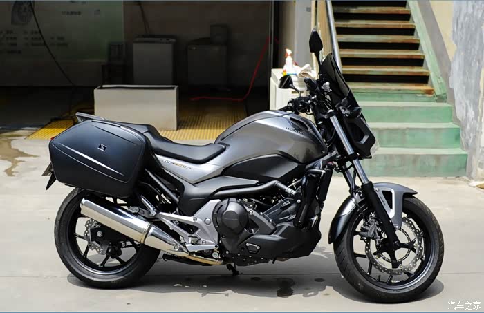 北京本田店提NC750S