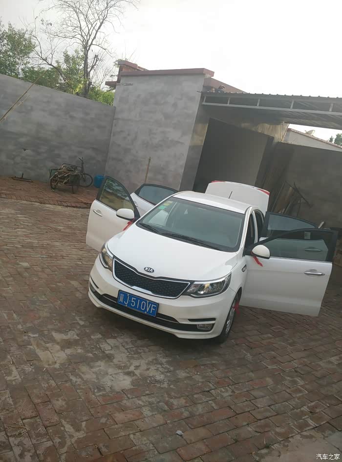 【图】有没有改流氓倒车灯的啊?小弟求使用评