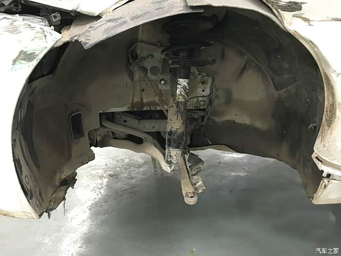 宝马3系高速断轴轮胎脱落,宝马扯皮不认,拒绝