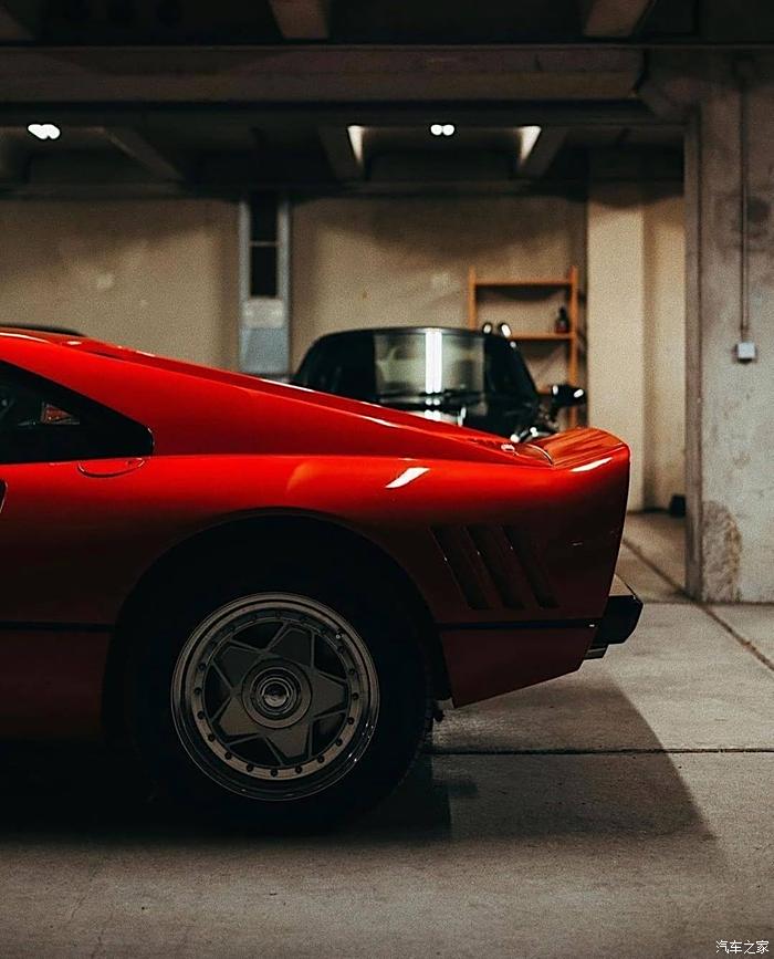 骚气的ferrari 288 gto