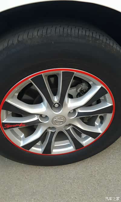 卖一套13款天籁轮毂带胎