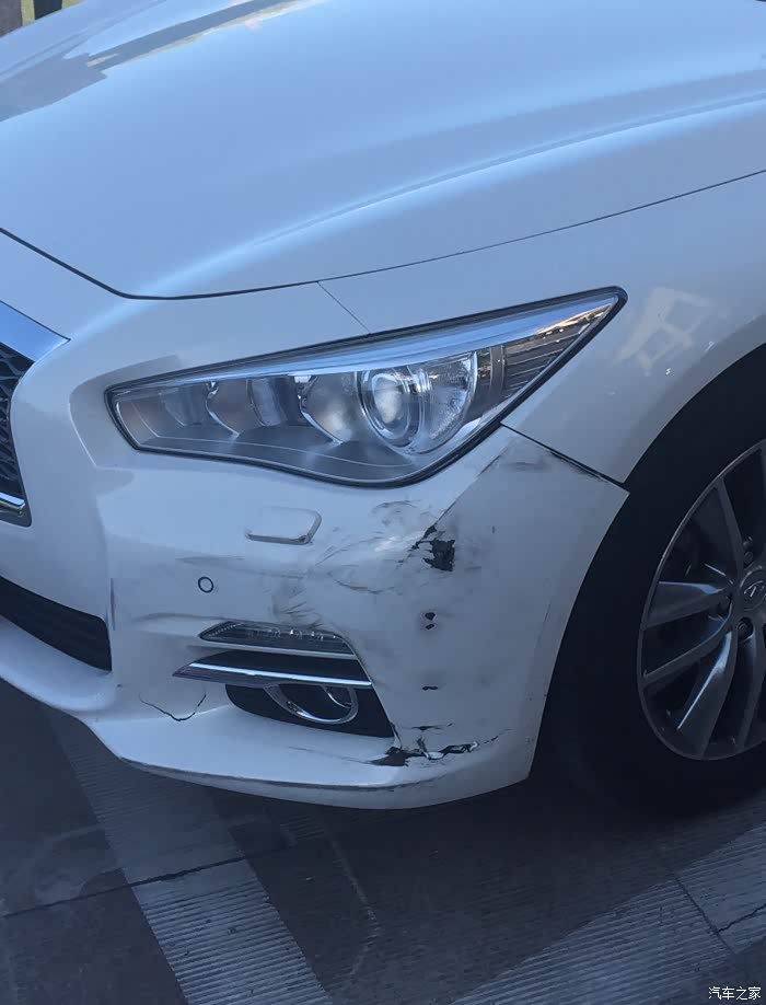 【图】车被蹭了,左前保险杠,朋友圈建议原厂的