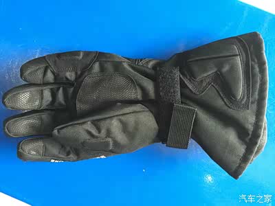 北京铃木大贸店有电加热手套了