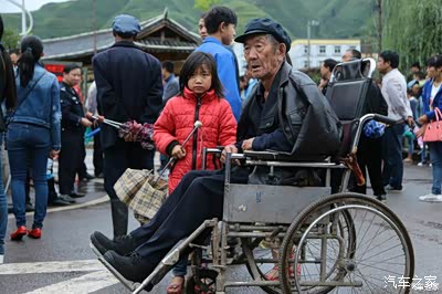 韩红爱心 百人援贵途中经历及精选感人事迹_陆