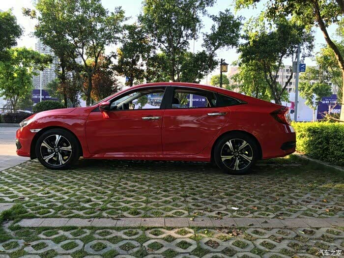 【图】思域和CX4 朋友们 到底 喜欢哪款 投票吧