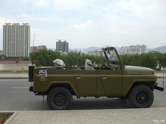 逃离兰州的老北京212吉普车